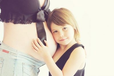 ¿Hermanitos en casa? Prepáralos para la llegada del bebé