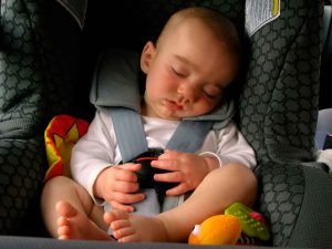 Lee más sobre el artículo Silla de coche: Parte I